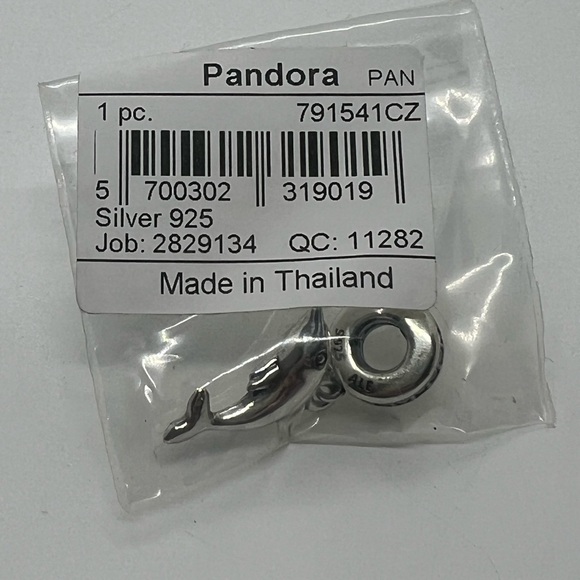 Authentic Pandora dolphin charm - Picture 3 of 5